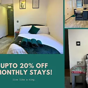 Apartment Cosy Getaway For Couples With Free Parking
